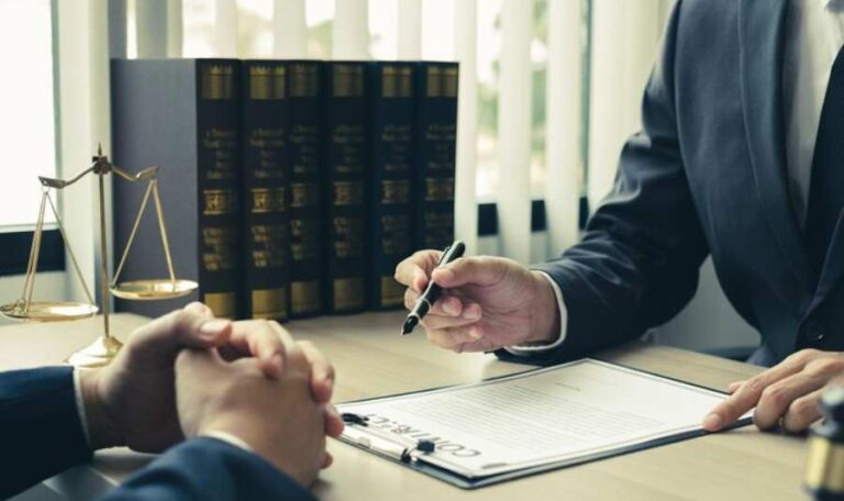 What Happens If a Paralegal Give Legal Advice