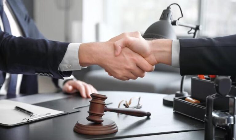 Important Factors Injury Lawyers Consider in Every Case