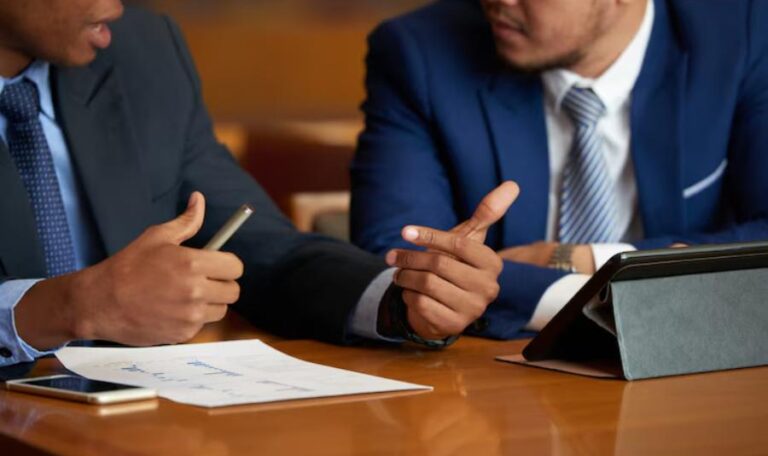 The Role of Legal Advisors in High-Stakes Contract Negotiations