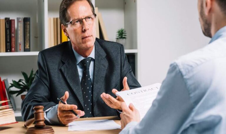 Why Hiring a Jones Act Lawyer Is Key After a Maritime Injury
