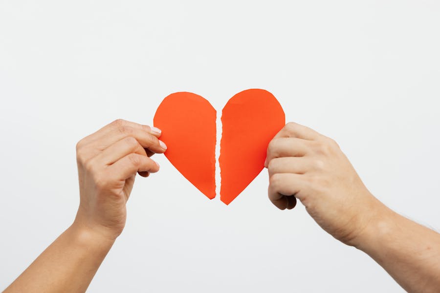 Common Divorce Mistakes and How to Avoid Them Legally