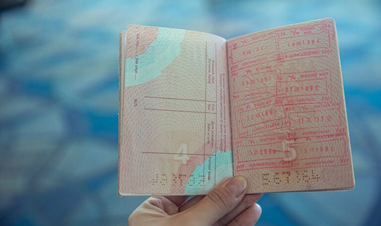 How To Avoid Breaking Immigration Laws As A Foreign Worker In Canada