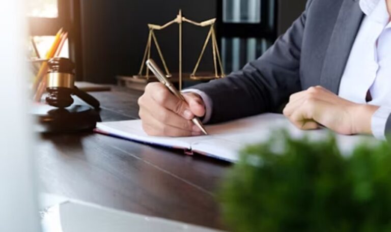 When Should You Talk to a Lawyer