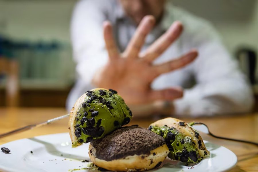 Can I Sue a Restaurant for Food Poisoning?