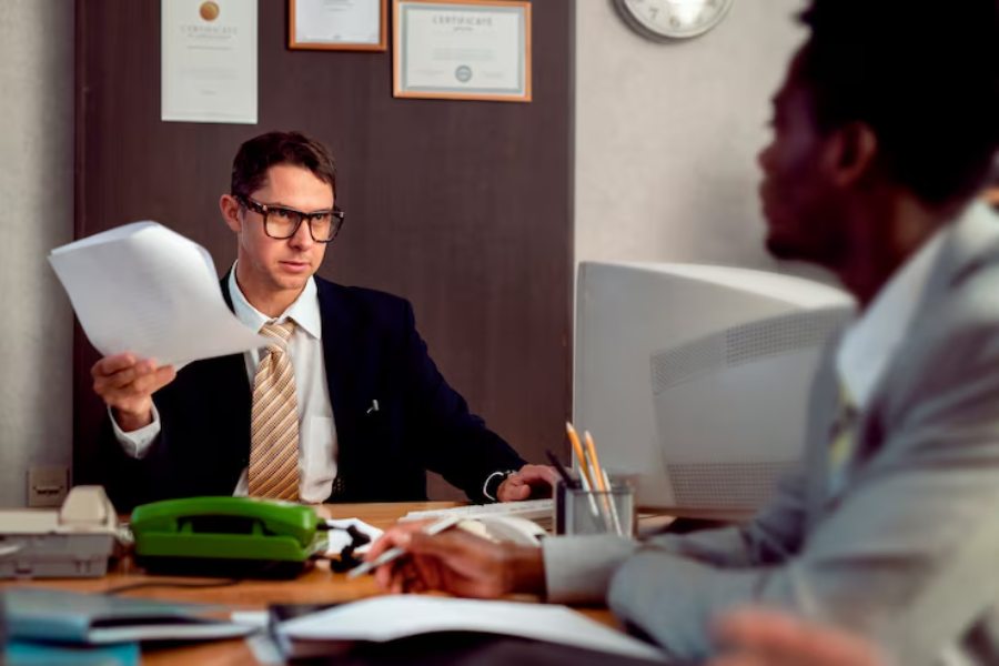 Why Hiring a Seasoned Personal Injury Lawyer Matters