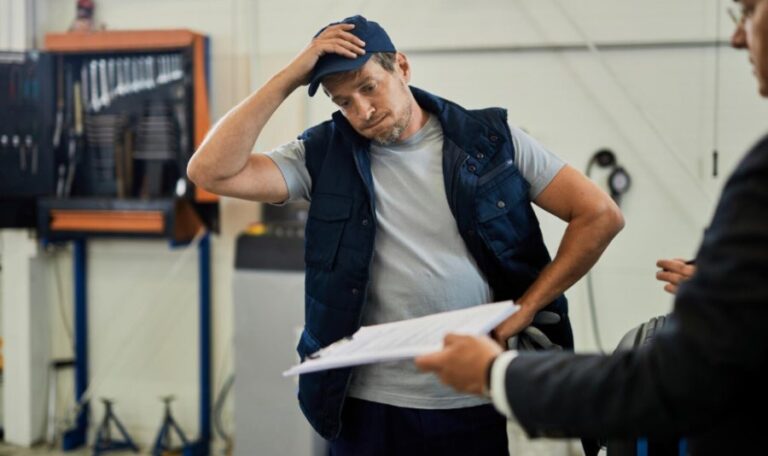 Why You Should Talk to a Tractor Trailer Injury Lawyer in Charlotte After a Serious Crash